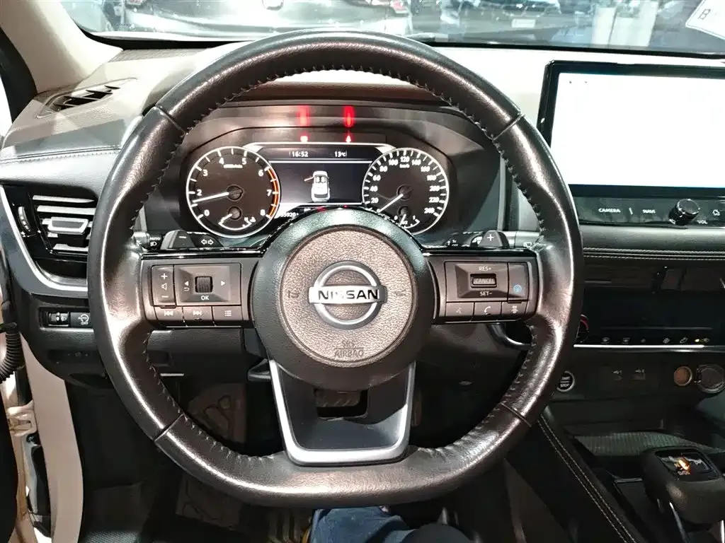 Nissan X-Trail 2022 из CN, фото 3