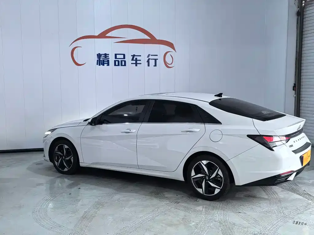 Hyundai Elantra 2022 из CN, фото 3