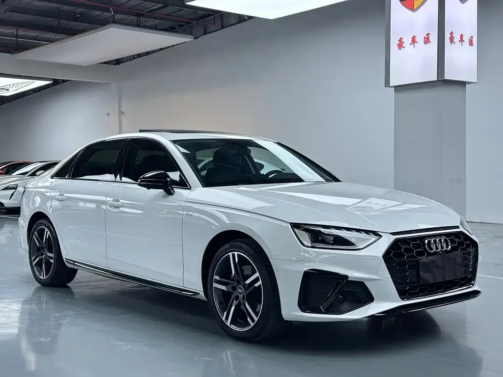 Audi A4L 2021 из CN, фото 3