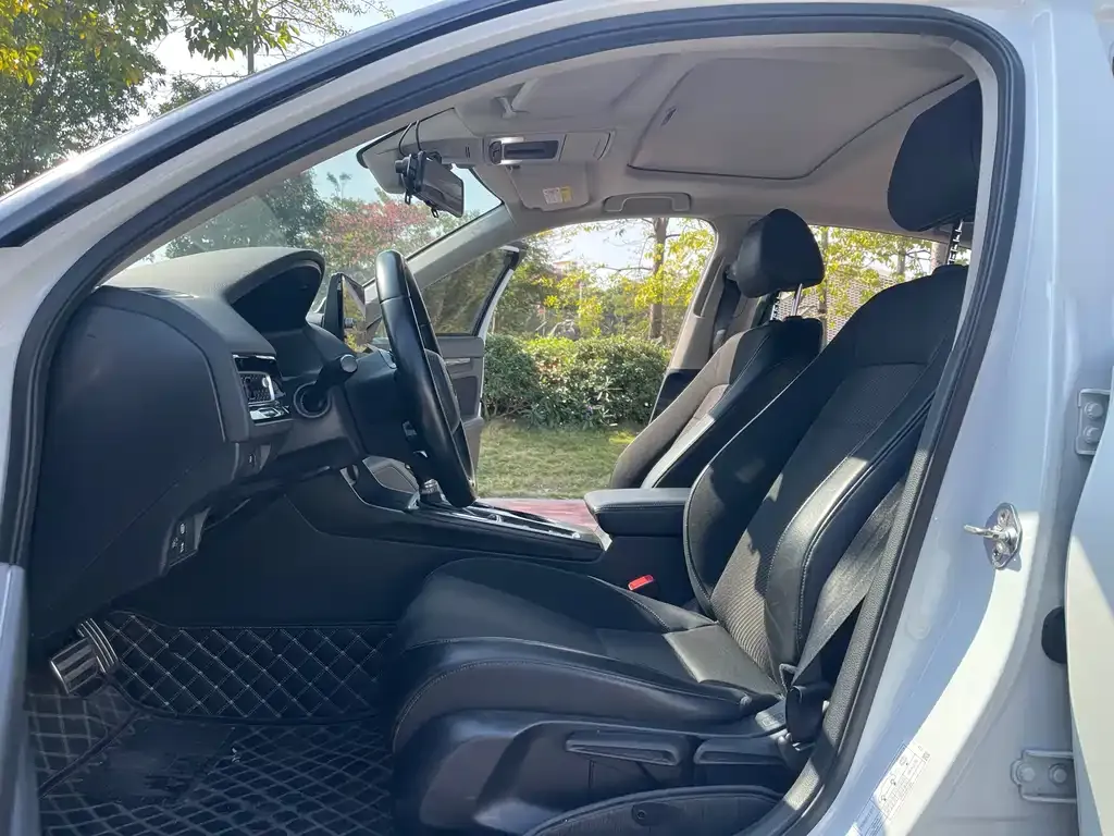 Honda Integra 2022 из CN, фото 4