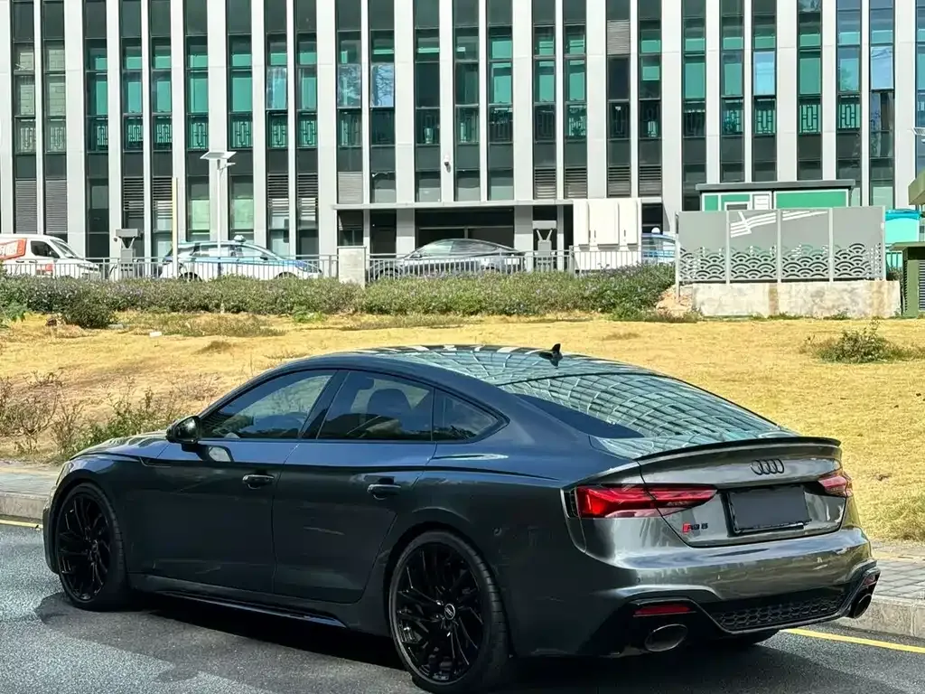 Audi RS 5 2022 из CN, фото 5