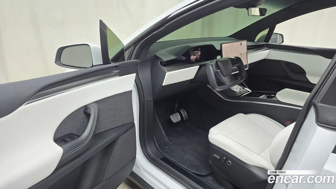 Tesla Model X 2023 из KR, фото 9