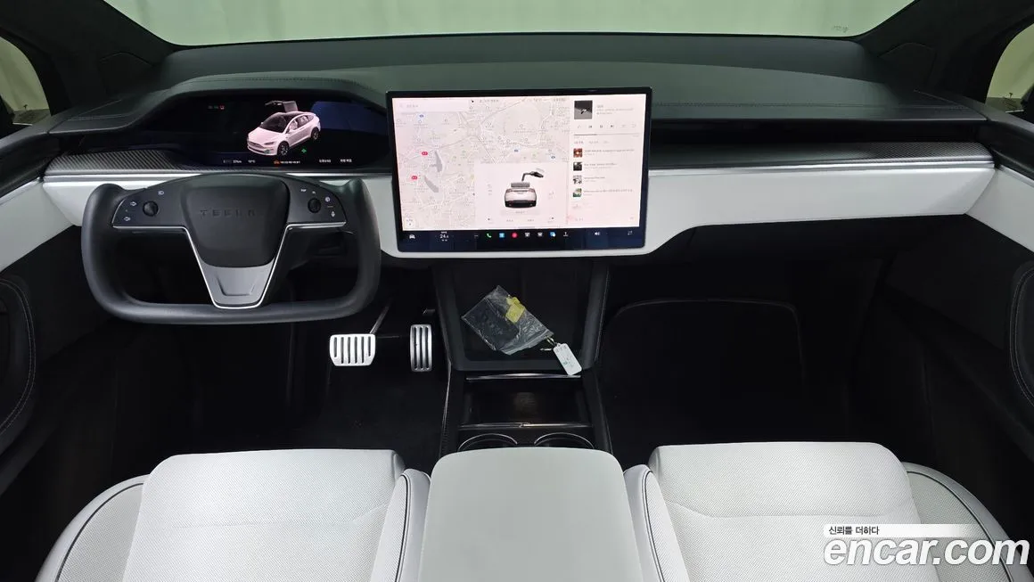 Tesla Model X 2023 из KR, фото 2