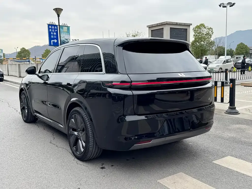 Li Auto L8 2025 из CN, фото 7