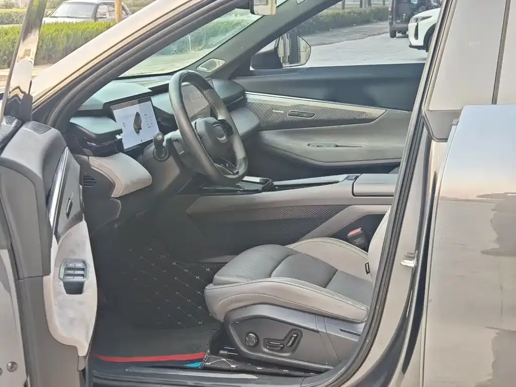 Lynk & Co 08 EM-P 2024 из CN, фото 5