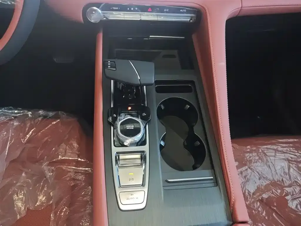 Changan CS75PLUS 2025 из CN, фото 4