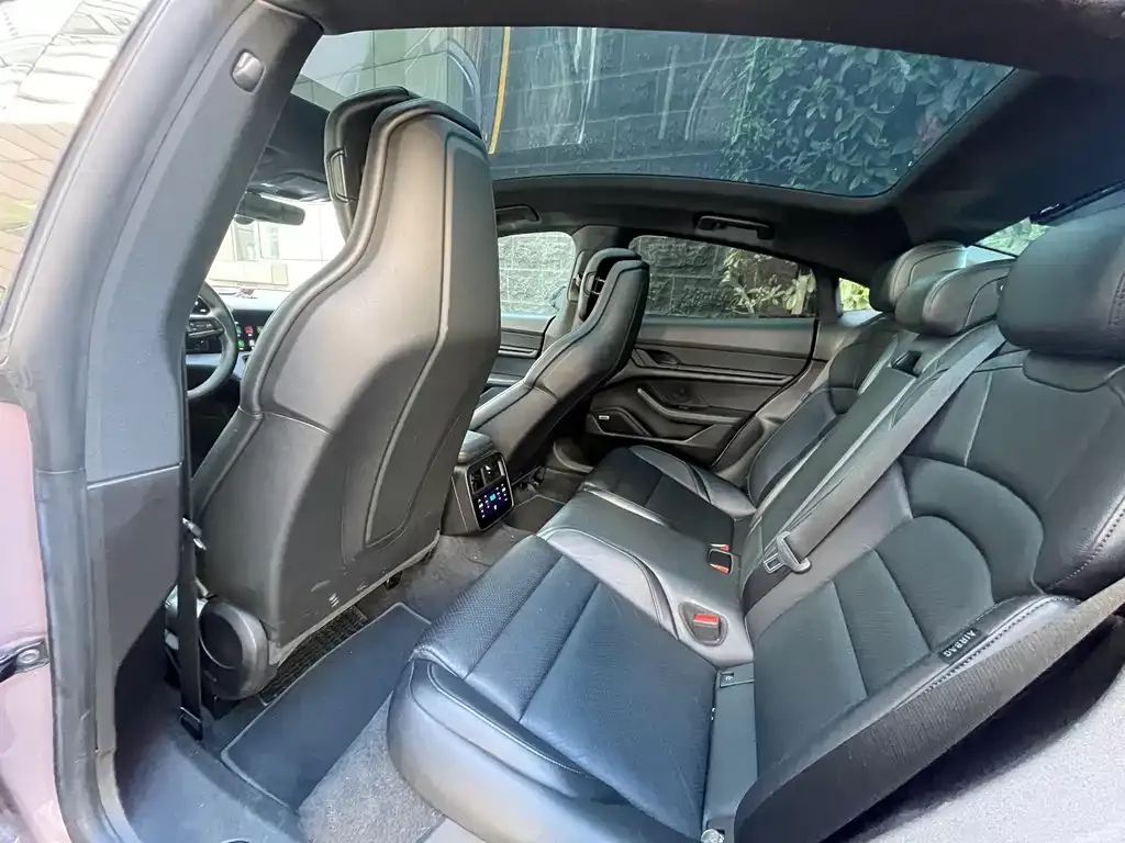 Porsche Taycan 2021 из CN, фото 5