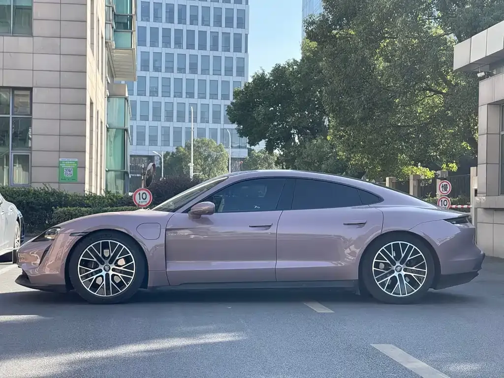 Porsche Taycan 2021 из CN, фото 6
