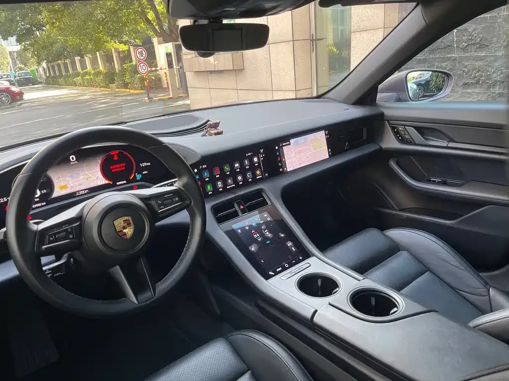 Porsche Taycan 2021 из CN, фото 2