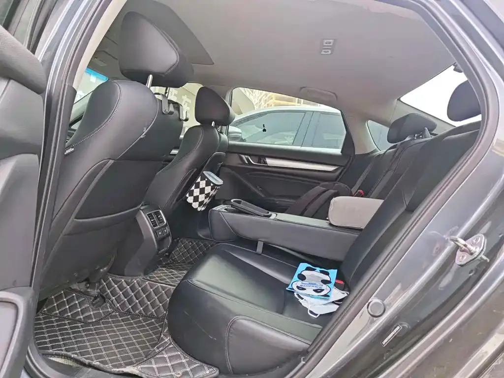 Honda Accord 2023 из CN, фото 6