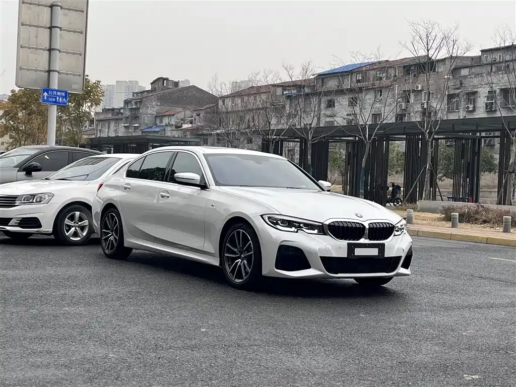 BMW 3 Series 2022 из CN, фото 7
