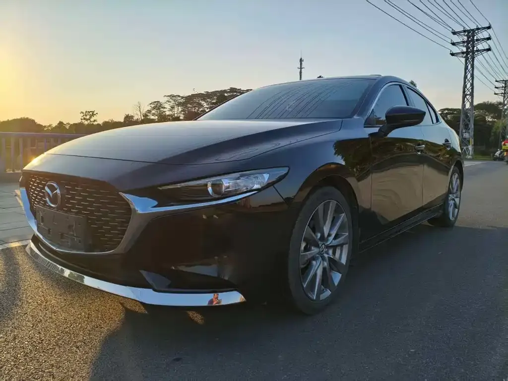 Mazda 3 Axela 2022 из CN, фото 1