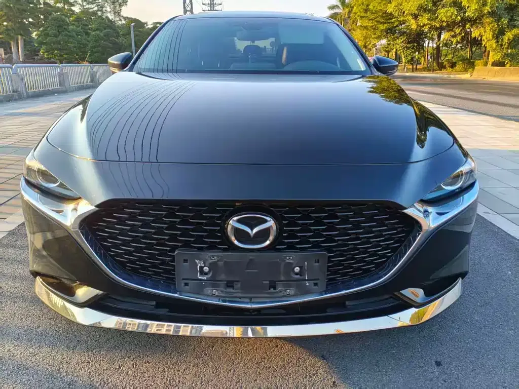 Mazda 3 Axela 2022 из CN, фото 3