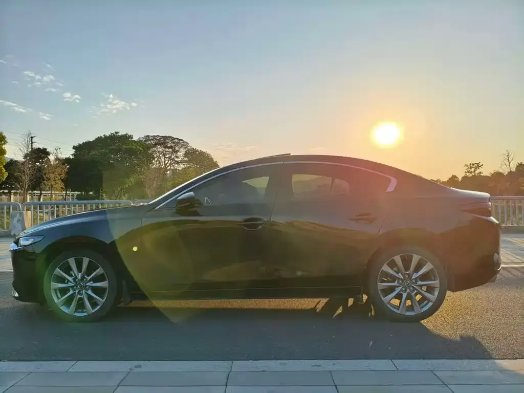 Mazda 3 Axela 2022 из CN, фото 6