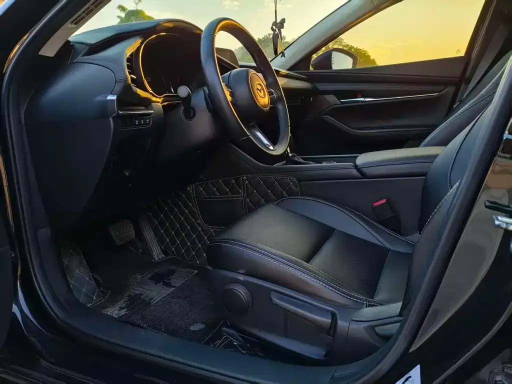 Mazda 3 Axela 2022 из CN, фото 9