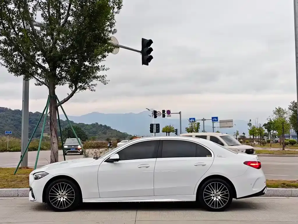 Mercedes-Benz C-Class 2023 из CN, фото 3