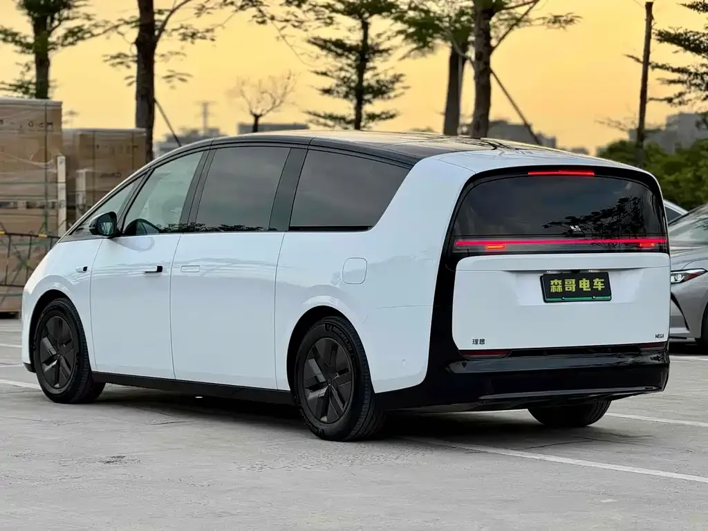 Li Auto MEGA 2024 из CN, фото 9