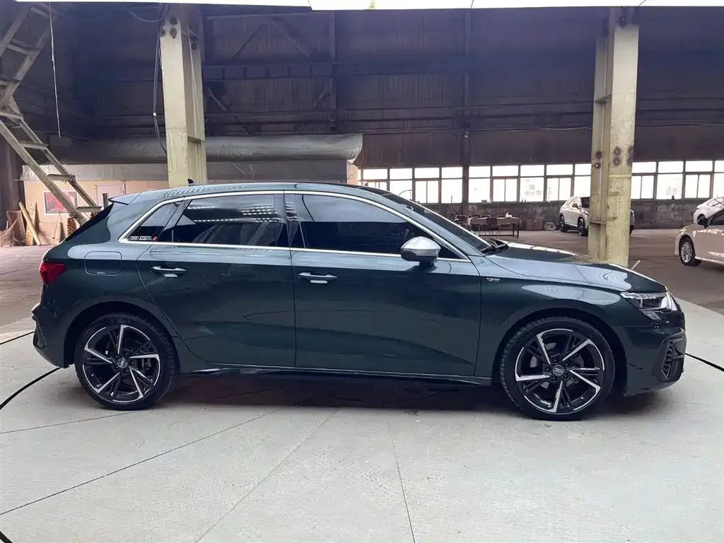 Audi A3 2022 из CN, фото 8