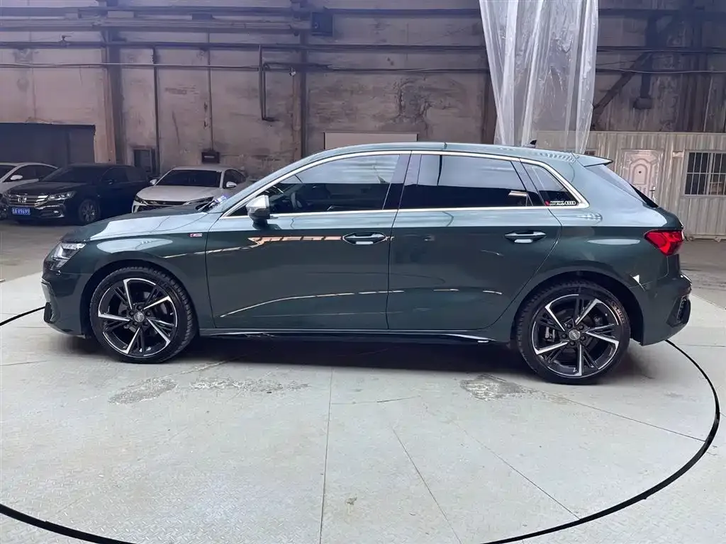 Audi A3 2022 из CN, фото 9