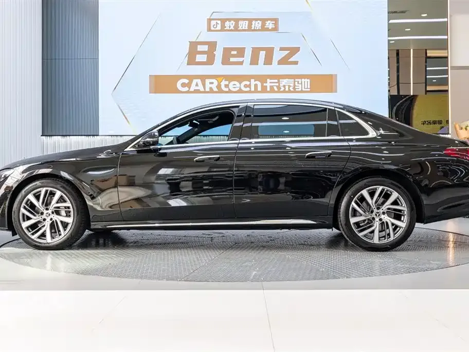 Mercedes-Benz E-Class 2025 из CN, фото 2