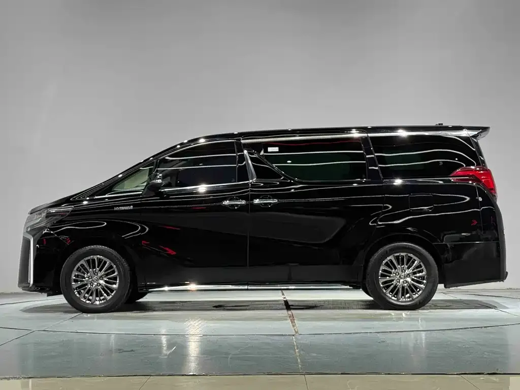 Toyota Alphard 2021 из CN, фото 4