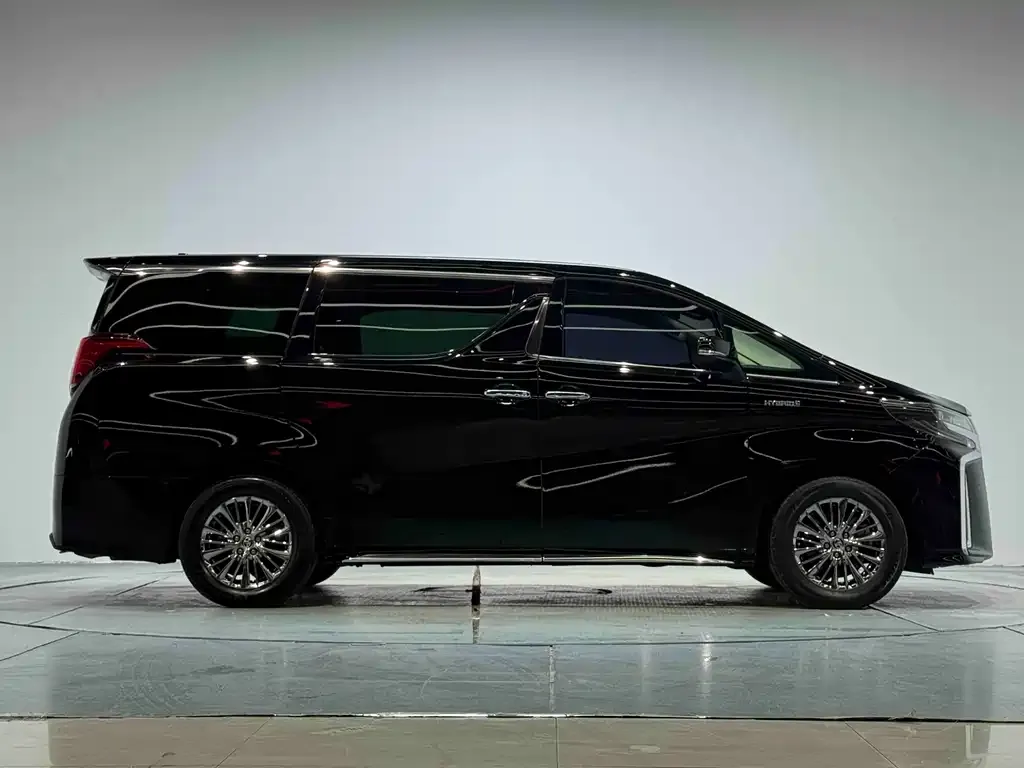 Toyota Alphard 2021 из CN, фото 9