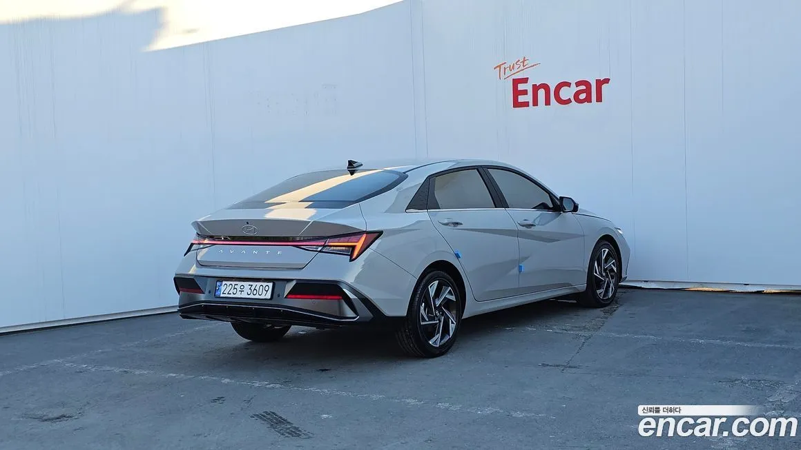 Hyundai AVANTE 2024 из KR, фото 2