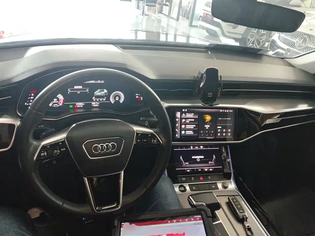 Audi A6L 2022 из CN, фото 10
