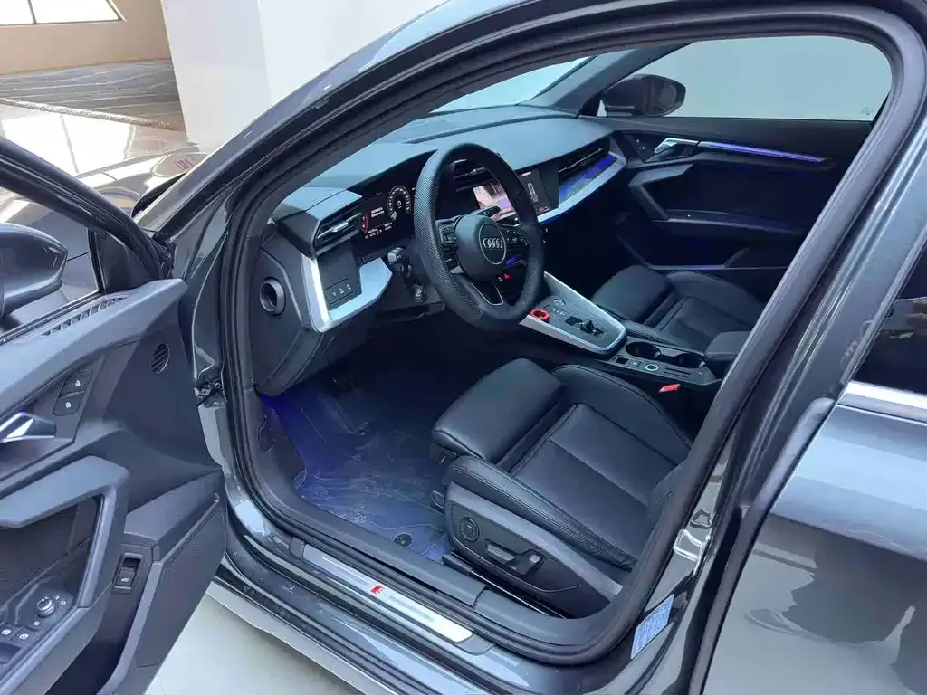 Audi A3 2022 из CN, фото 7