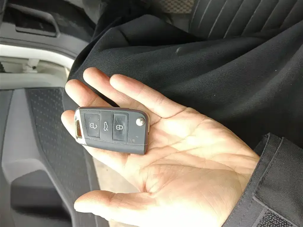 Volkswagen Bora 2024 из CN, фото 9