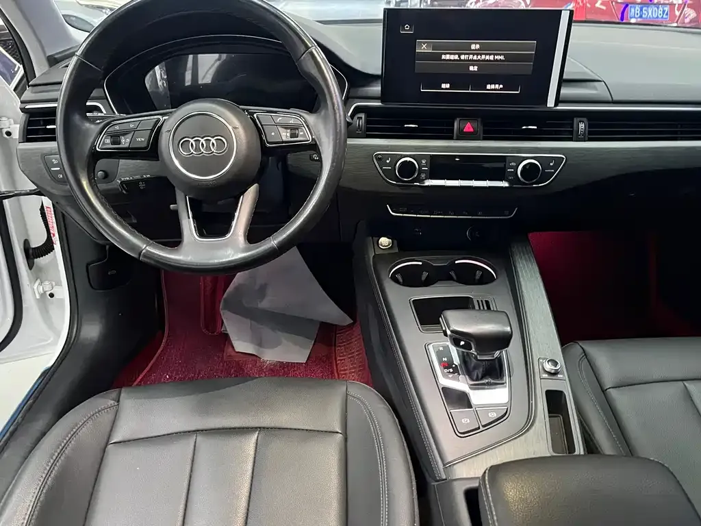Audi A4L 2022 из CN, фото 5