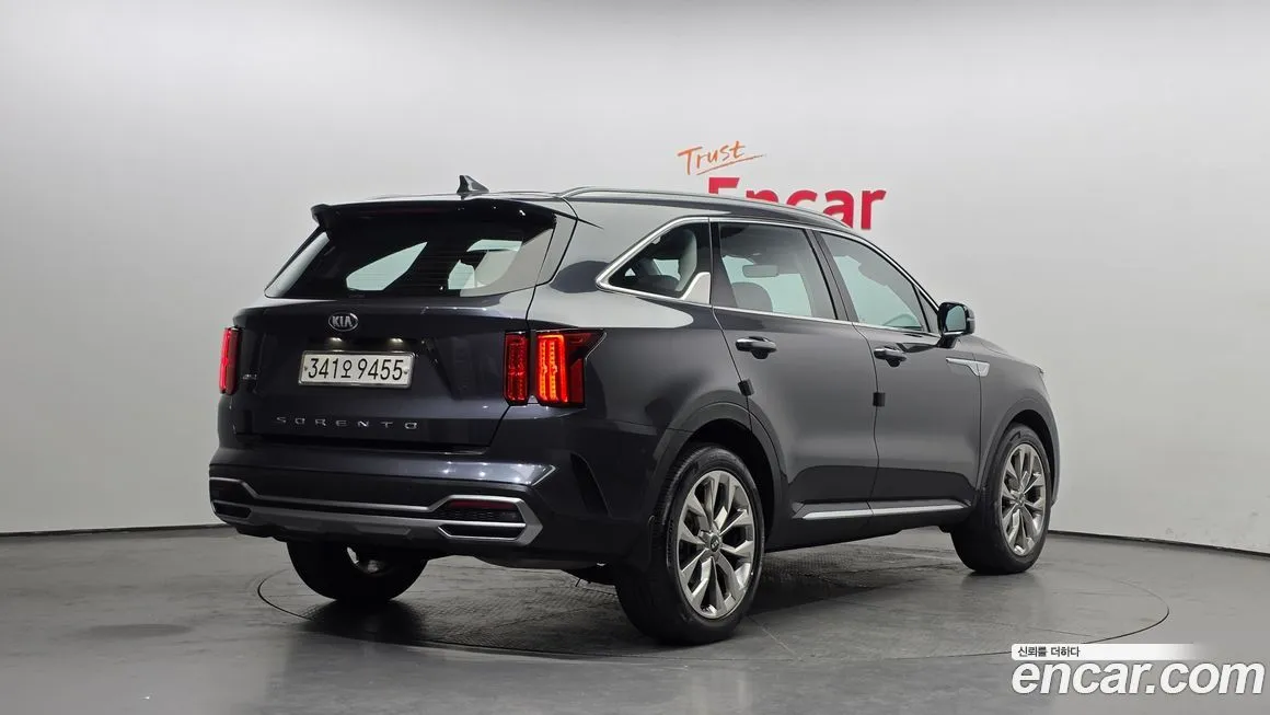 Kia Sorento — фото 4