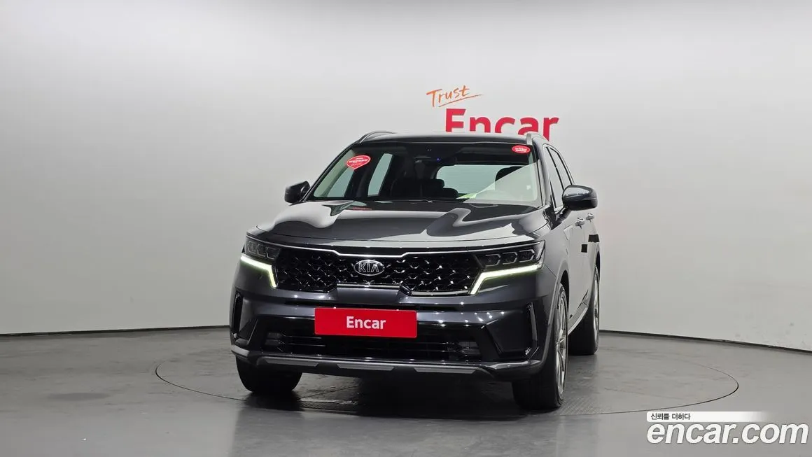 Kia Sorento — фото 10