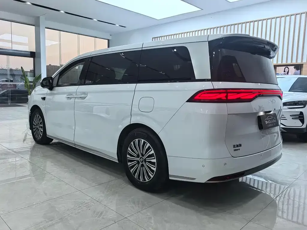 BYD Xia 2025 из CN, фото 8