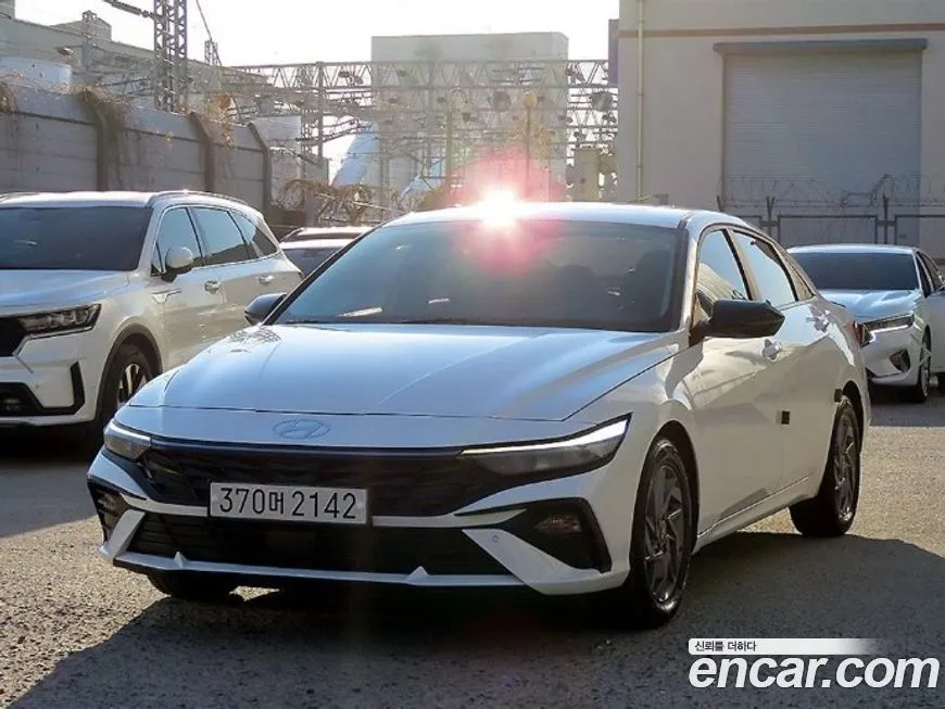 Hyundai AVANTE — фото 2