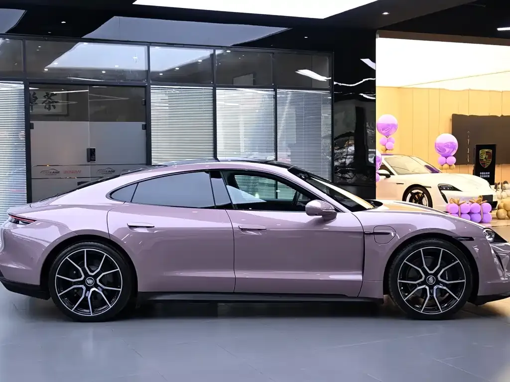 Porsche Taycan 2024 из CN, фото 8