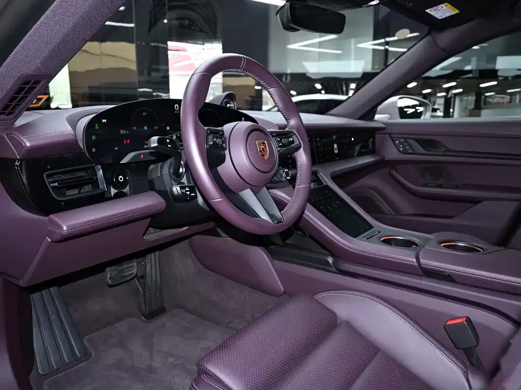 Porsche Taycan 2024 из CN, фото 5