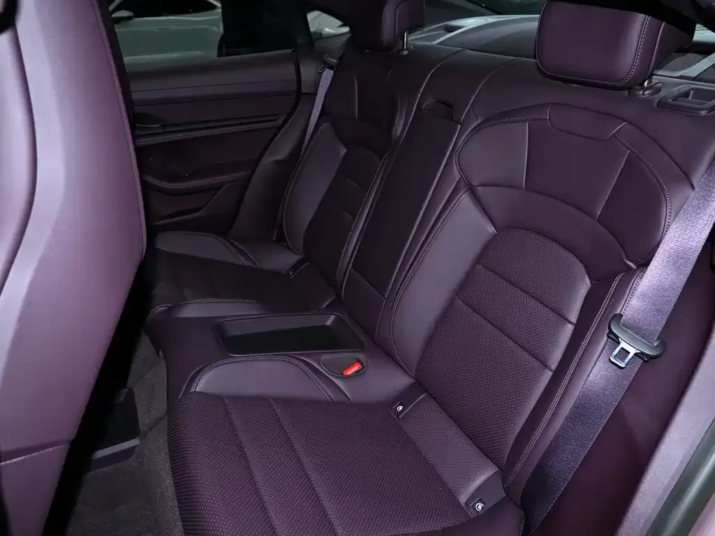 Porsche Taycan 2024 из CN, фото 10