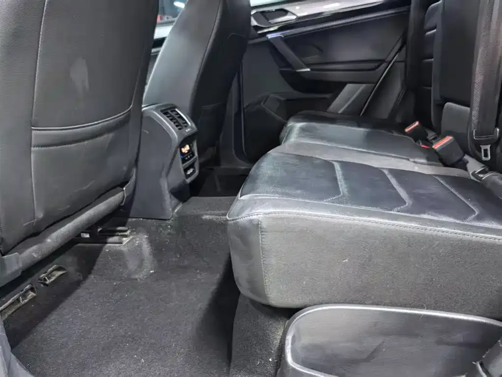 Volkswagen Tayron 2022 из CN, фото 4