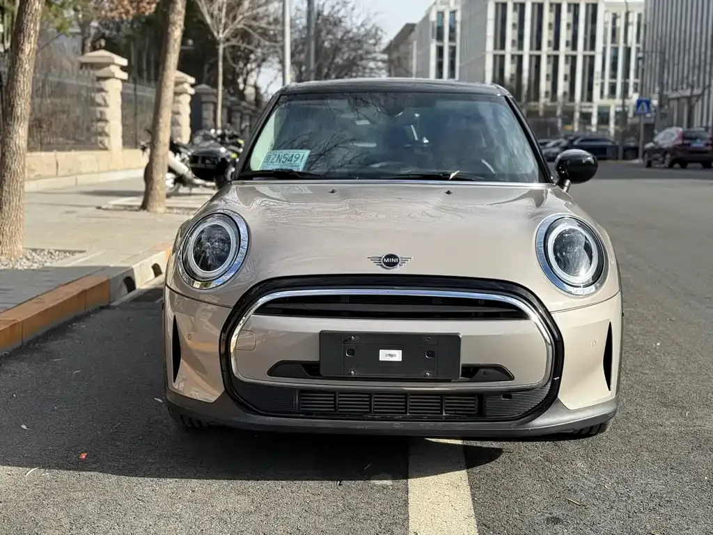 MINI Cooper (3-door) 2023 из CN, фото 9