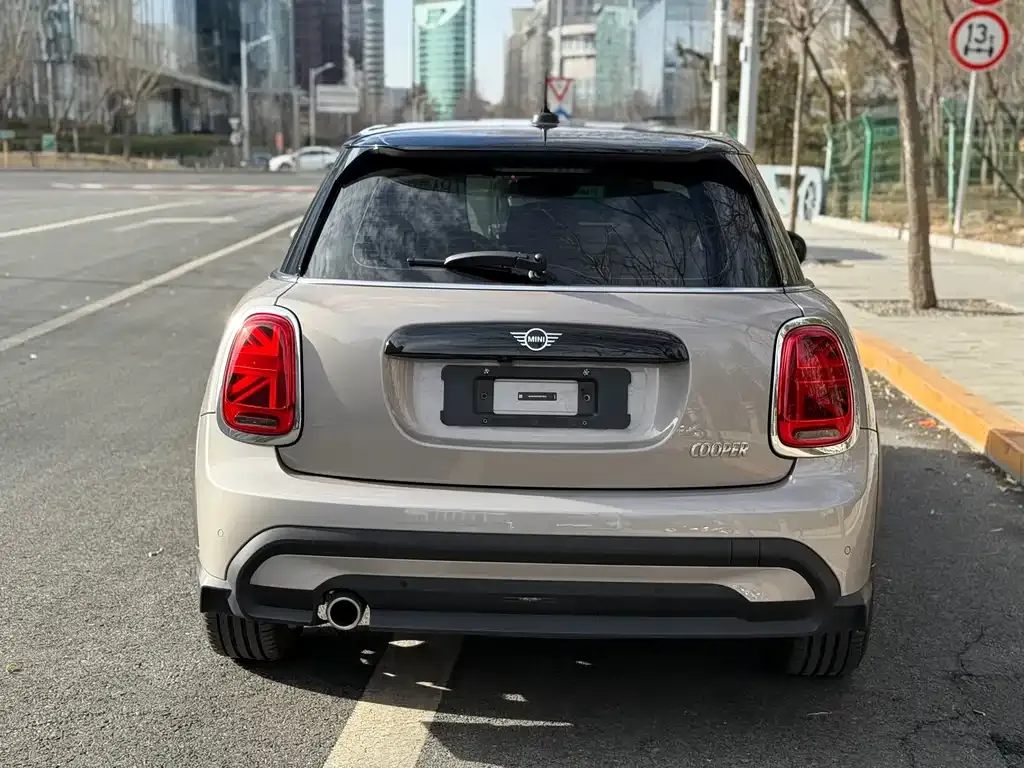 MINI Cooper (3-door) 2023 из CN, фото 6