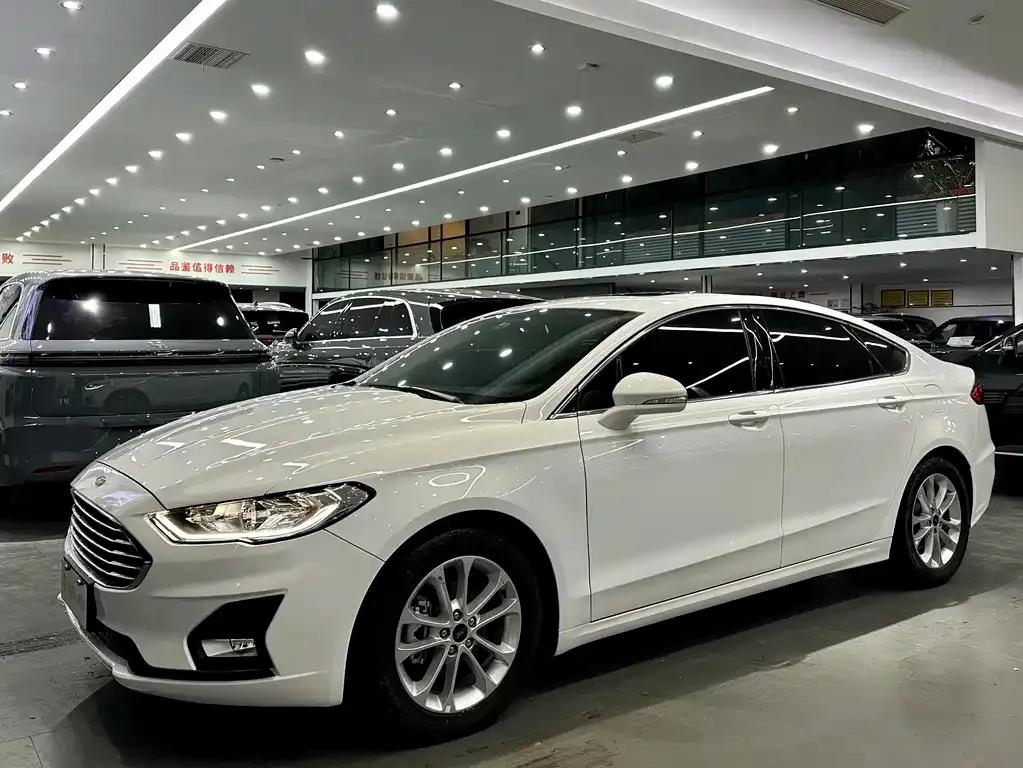 Ford Mondeo 2022 из CN, фото 1