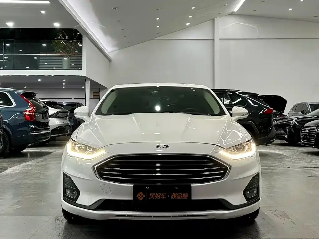 Ford Mondeo 2022 из CN, фото 2