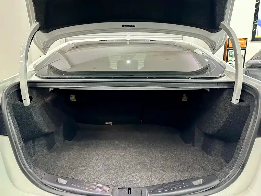 Ford Mondeo 2022 из CN, фото 7