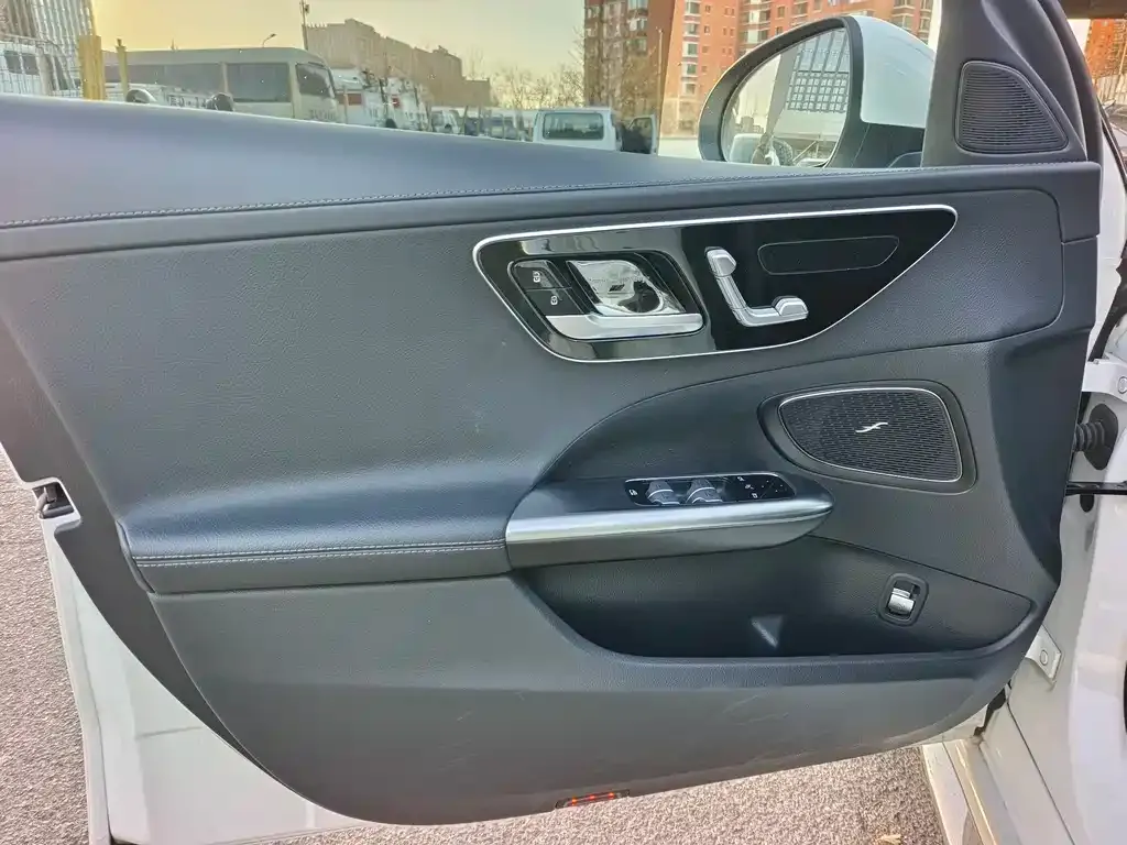 Mercedes-Benz C-Class 2022 из CN, фото 2