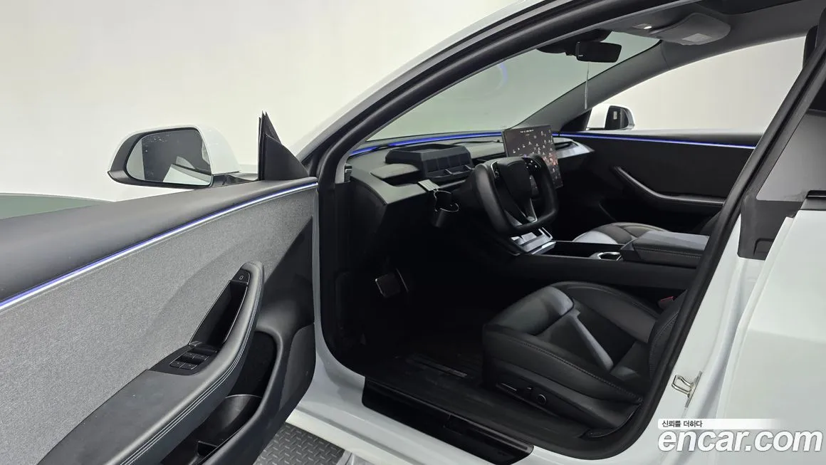 Tesla Model 3 2024 из KR, фото 6