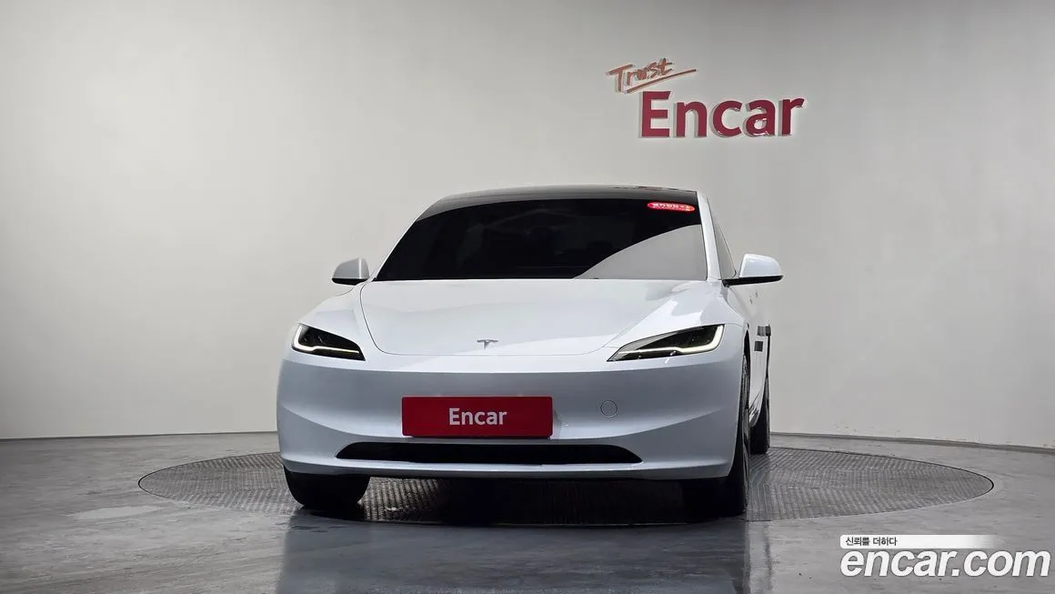 Tesla Model 3 2024 из KR, фото 4