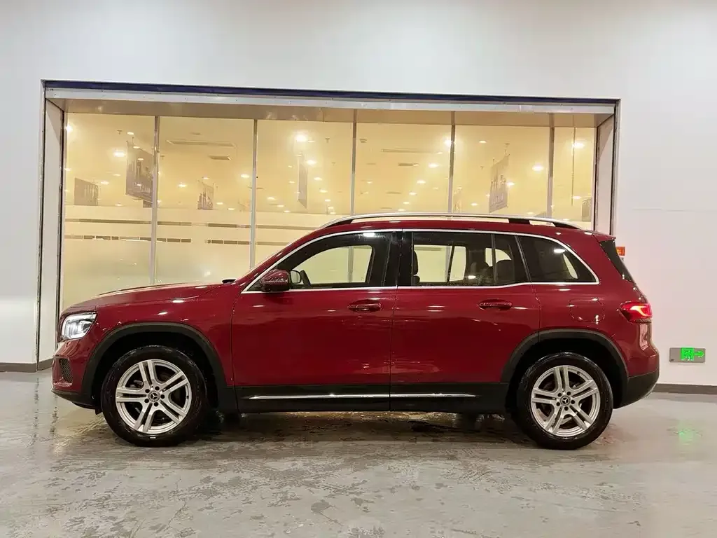 Mercedes-Benz GLB 2023 из CN, фото 2