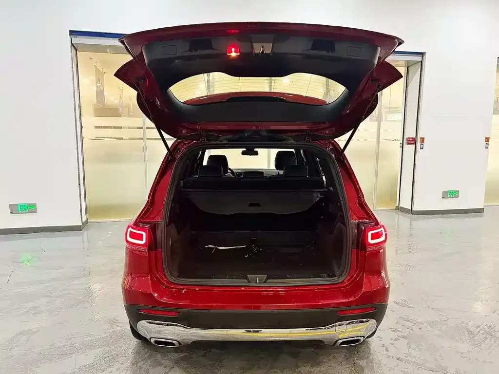Mercedes-Benz GLB 2023 из CN, фото 8
