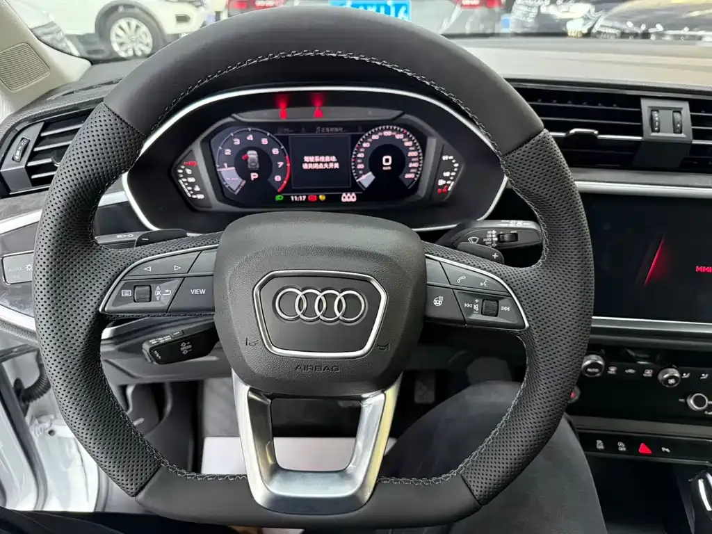 Audi Q3 2021 из CN, фото 8